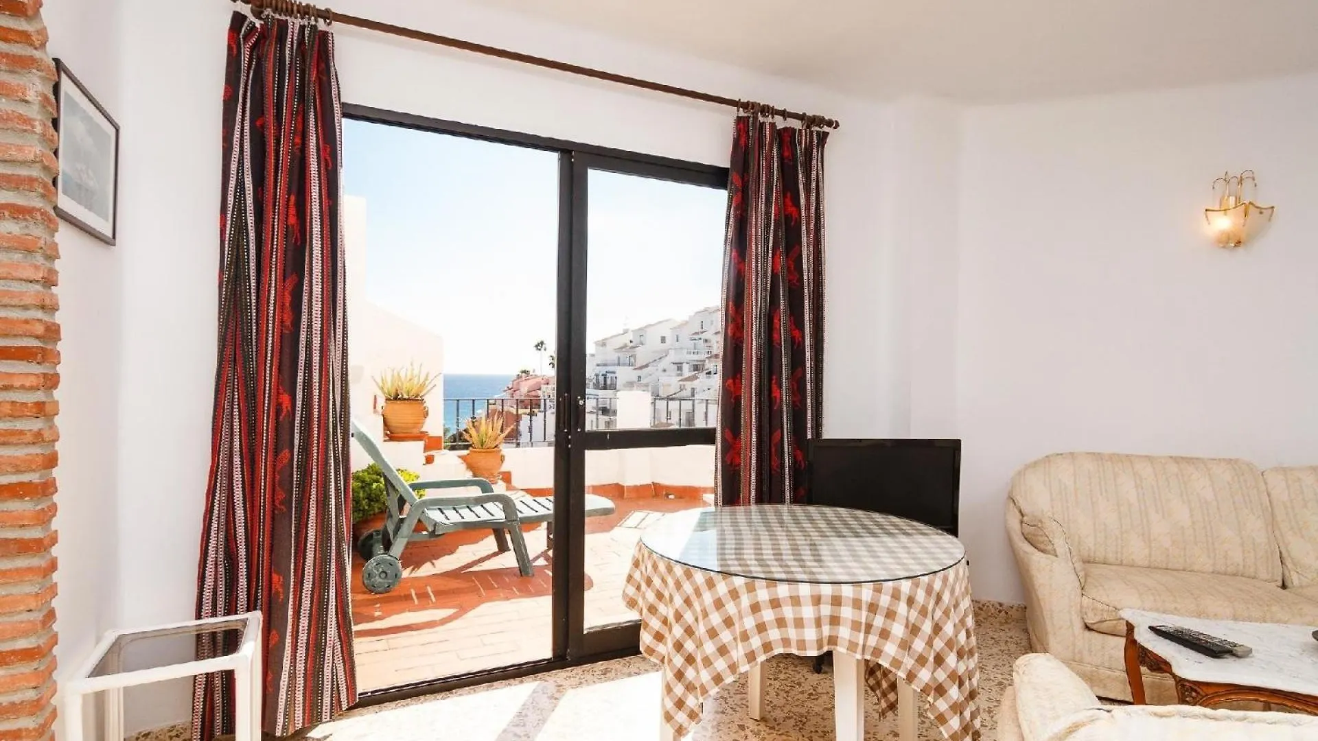 Apartment Ferienwohnung Fuer 4 Personen Ca 70 Qm In Nerja, Andalusien Costa Del Sol